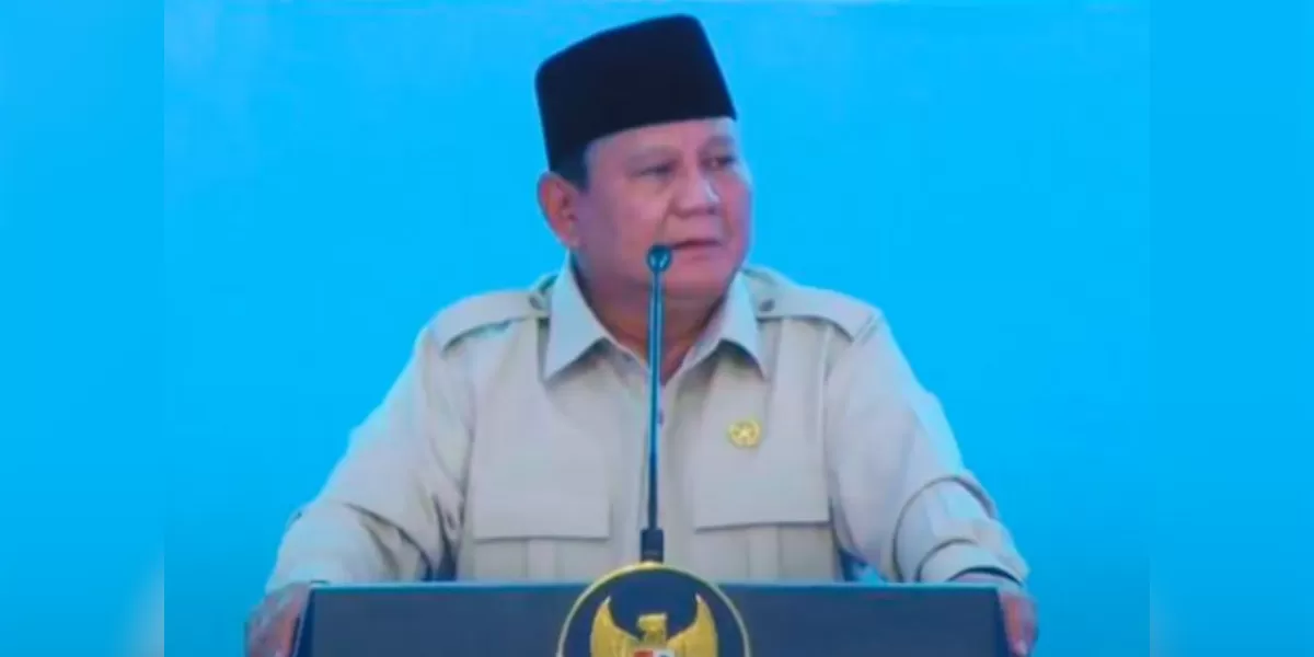 Prabowo meminta penanganan bencana NTT fokus pada pelayanan dan bantuan warga, bukan tersita agenda kunjungan pejabat pusat. (Instagram @sekretariat.presiden)