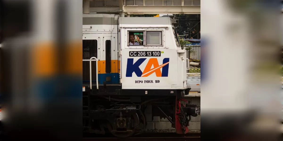 Ilustrasi Gaji masinis KRL jadi sorotan usai kecelakaan Bekasi (Pinterest @suyanti)