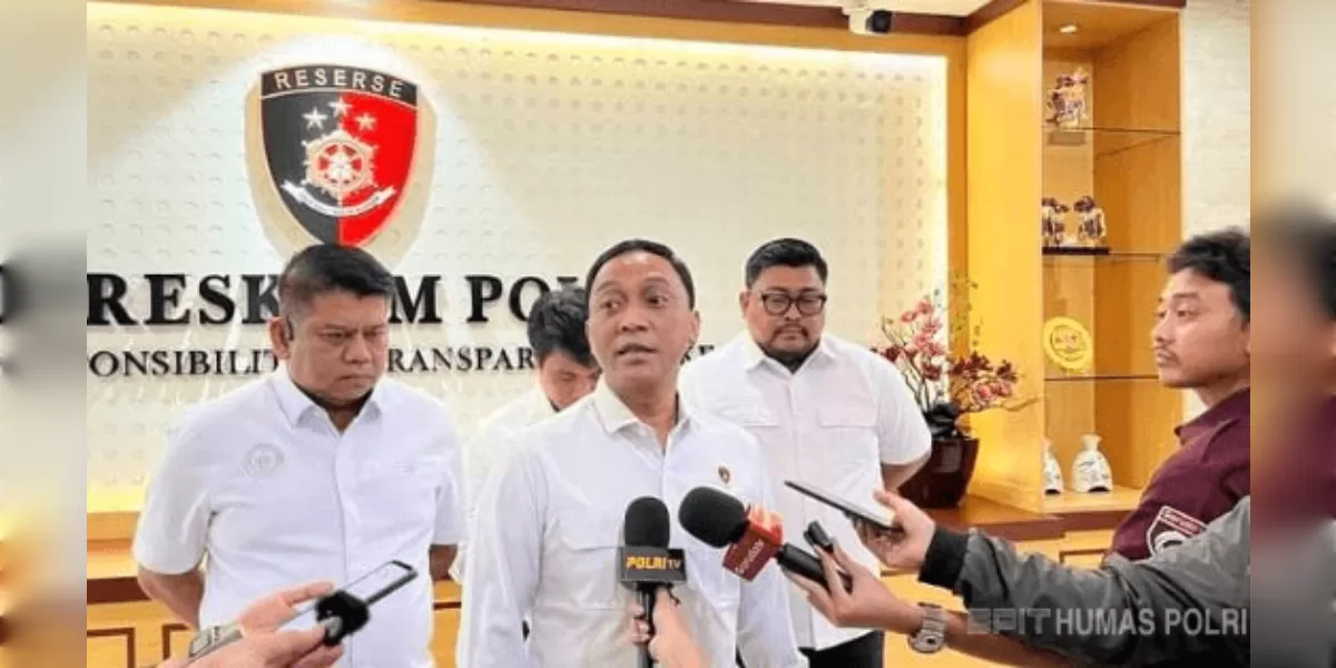 Sindikat narkoba Samarinda pakai 31 sniper ber-HT. (Dok. Polri)