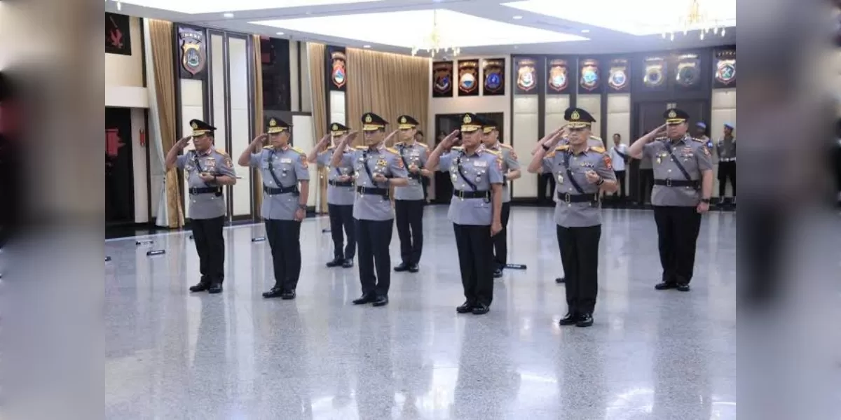 Kapolri resmi lantik Kalemdiklat dan lima kapolda baru (Dok. Polri)