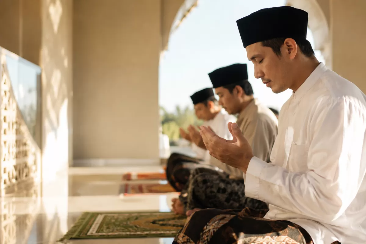 Ilustrasi Panduan shalat Iduladha lengkap (Desain AI )