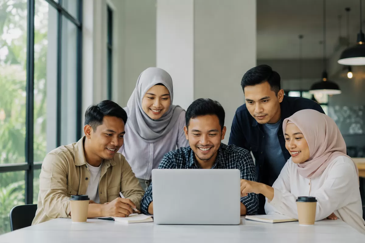 Ilustrasi Lowongan kerja Bank SMBC Indonesia Juli 2026 (Desain AI)
