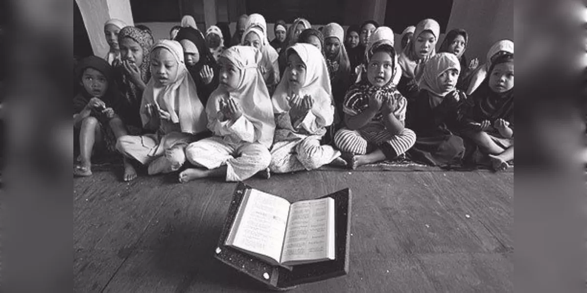 Ilustrasi Keutamaan 10 Muharram bukan hanya puasa Asyura. (Pinterest @rofaida_shams)