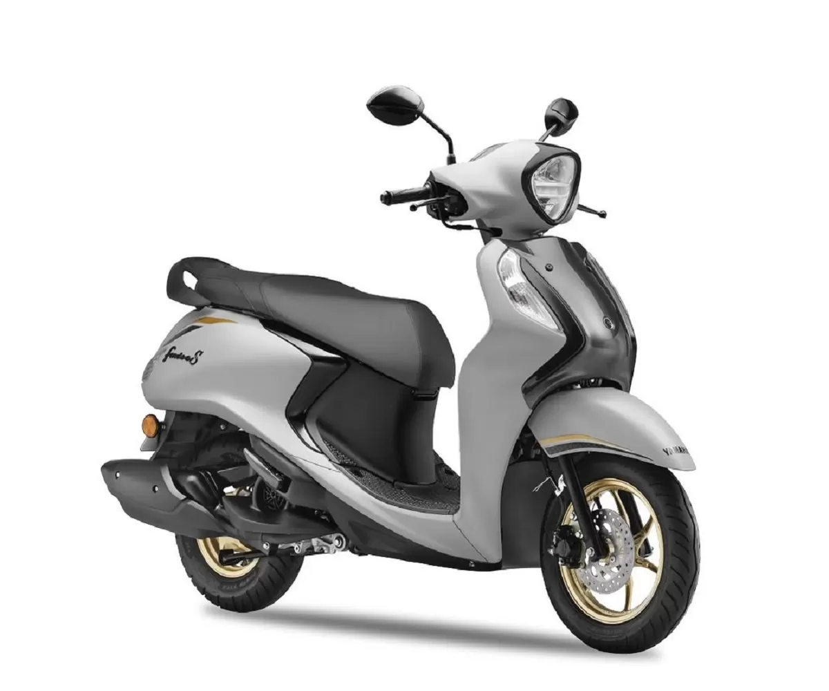 Yamaha Fascino 125 Fi Hybrid  (@belike_suryanshh)