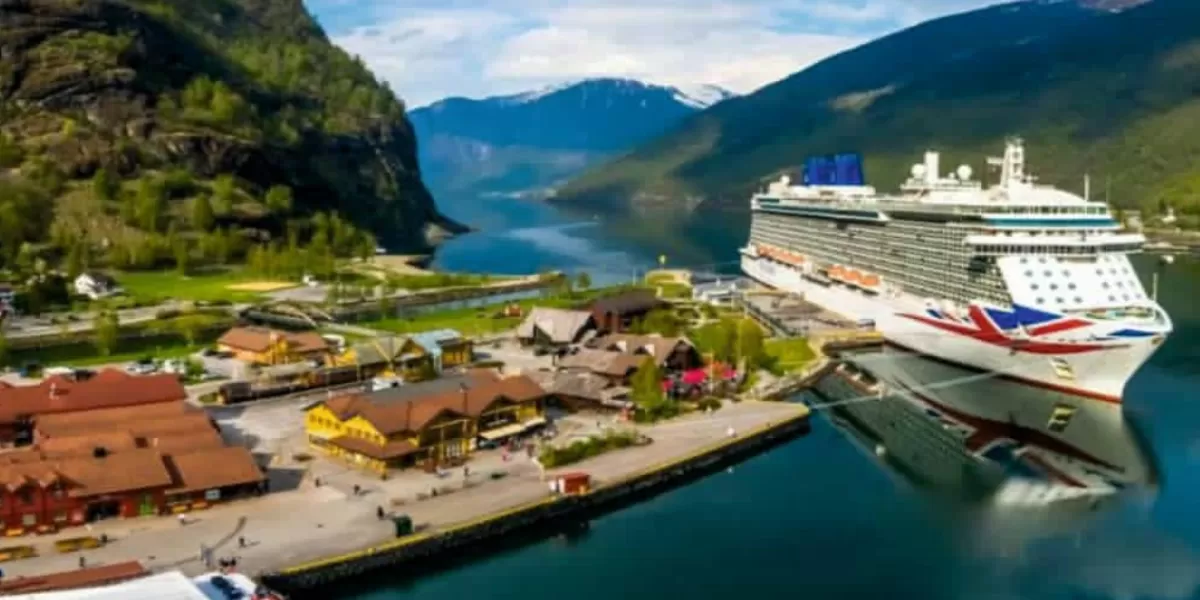 Desa Flam di Norwegia hanya dihuni 350 orang, tetapi menjadi destinasi wisata dunia (Instagram @infocrewyogya)