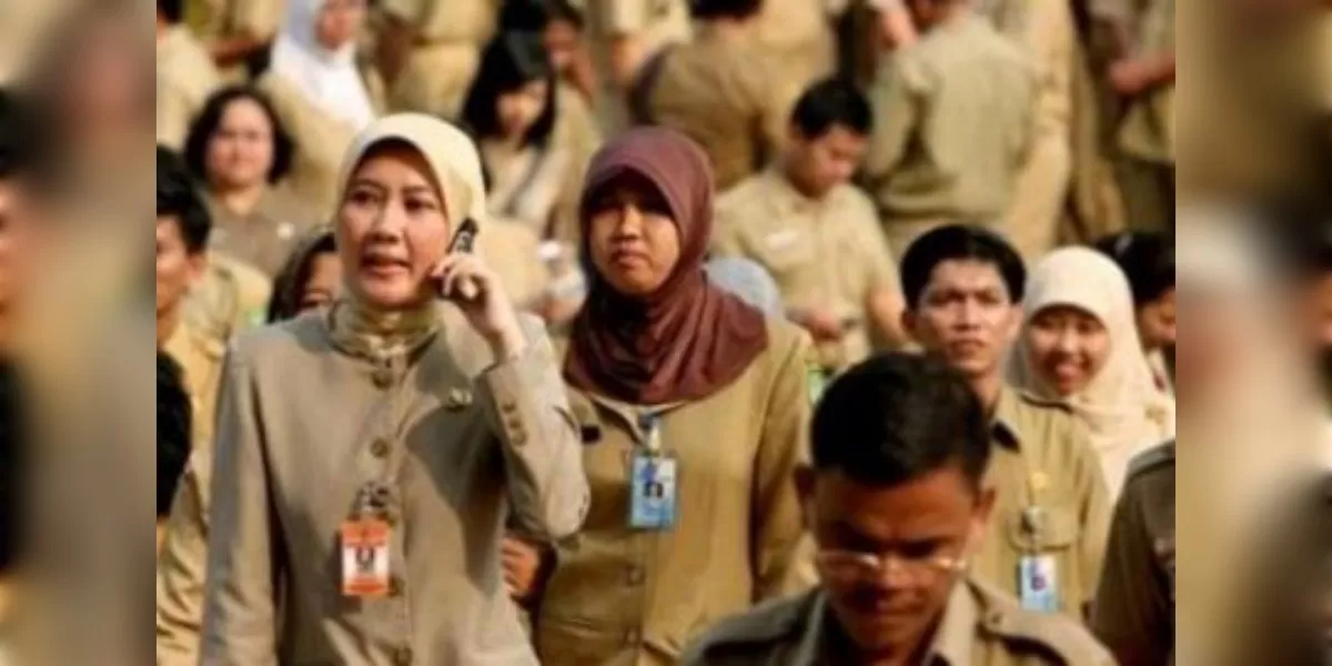 Guru PPPK berpeluang ikut seleksi PNS 2027. Simak syarat usia dan kabar PPPK paruh waktu. (Pinterest @infogtk)