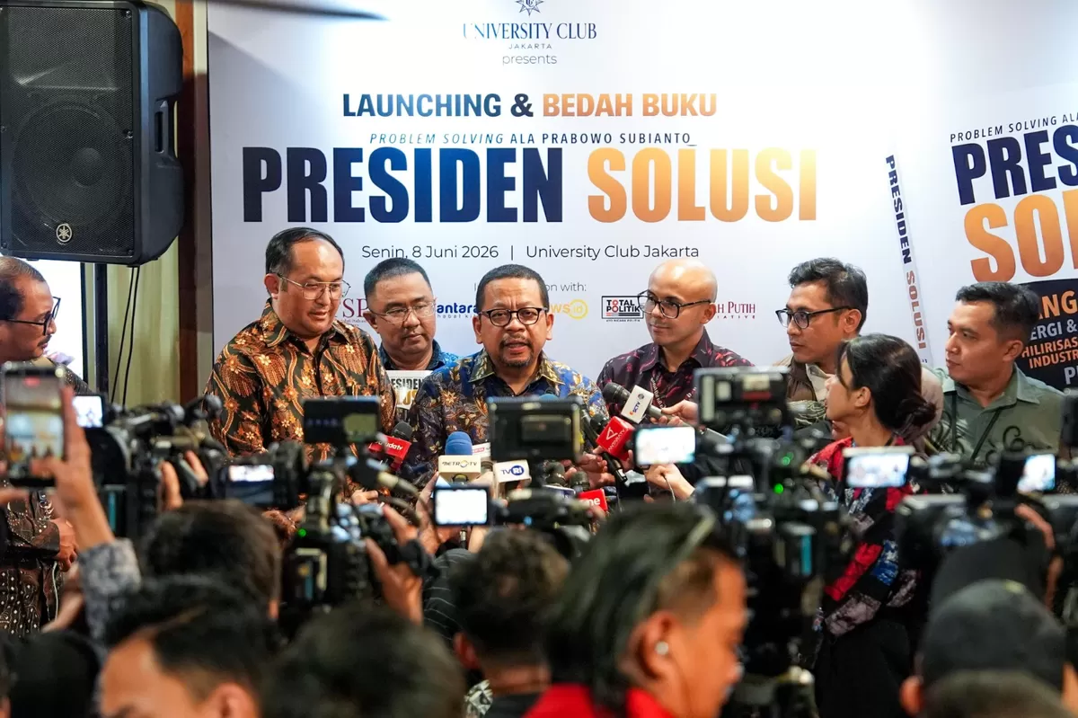 Kepala Bakom RI, Muhammad Qodari menjelaskan buku Presiden Solusi: Problem Solving Ala Prabowo Subianto sebagai bacaan yang ringkas dan mudah dipahami publik. (Dok. Bakom RI)