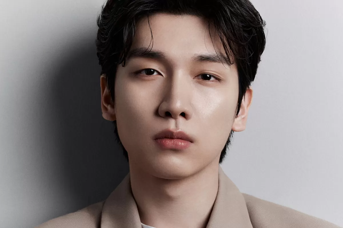 Hyuk VIXX Resmi Menyelesaikan Wajib Militernya