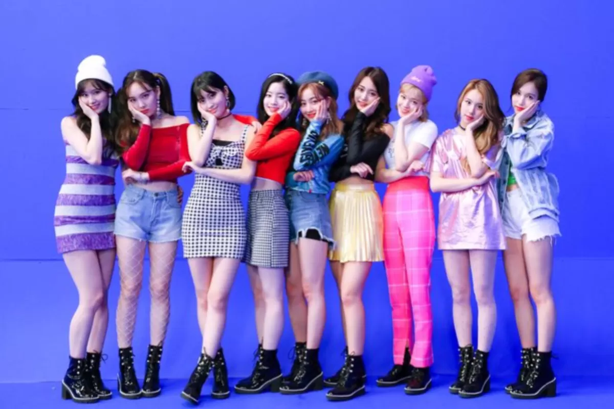 Video Musik TWICE 'What is Love?' Melampaui 900 Juta Views di YouTube (JYP Entertainment)