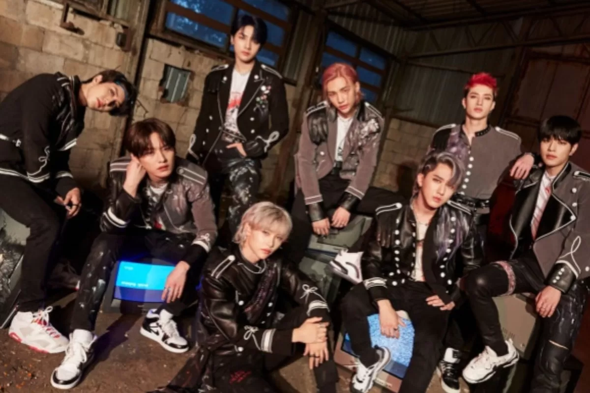 Video Musik Stray Kids 'Back Door' Melampaui 400 Juta Views