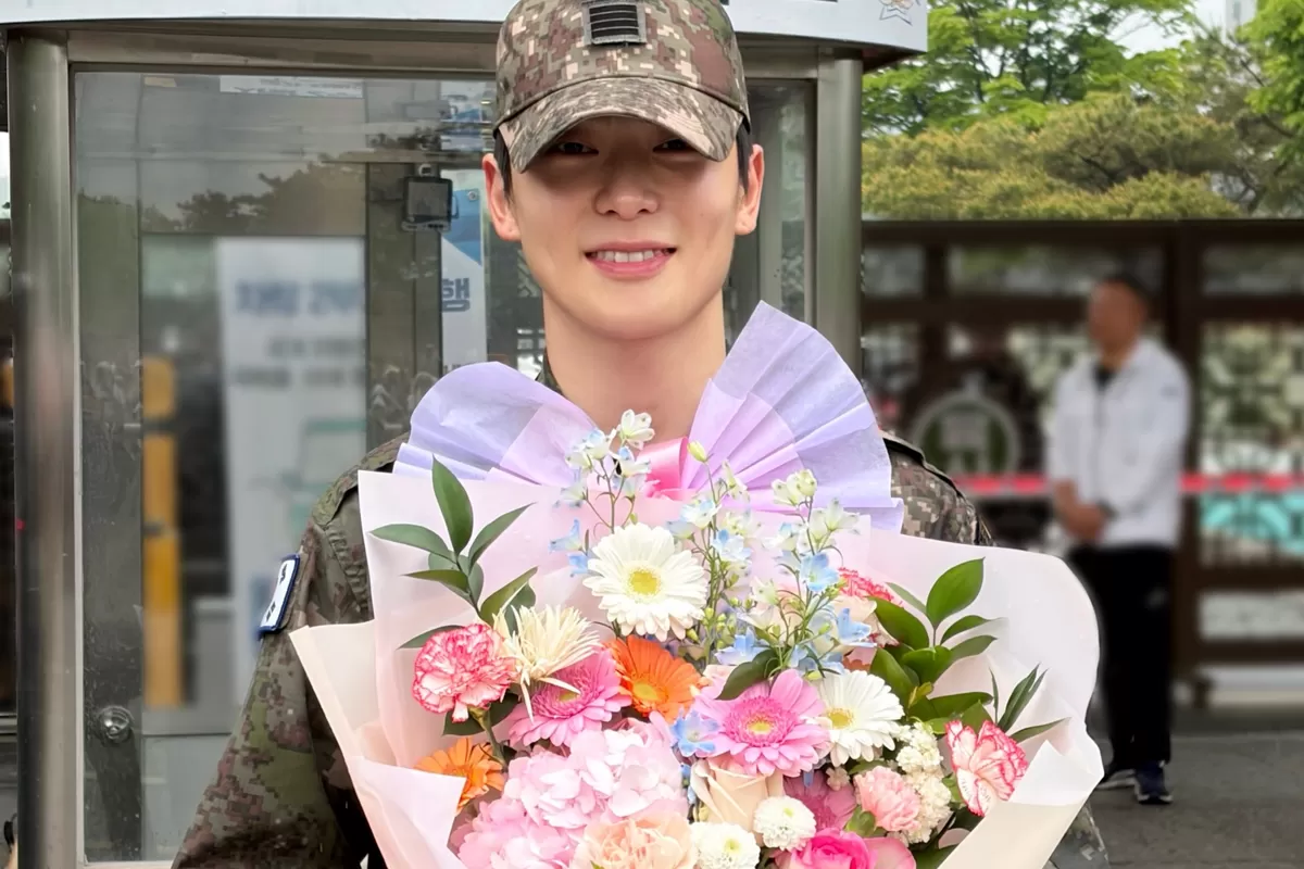 Jaehyun NCT Resmi Menyelesaikan Wajib Militernya (SM Entertainment)