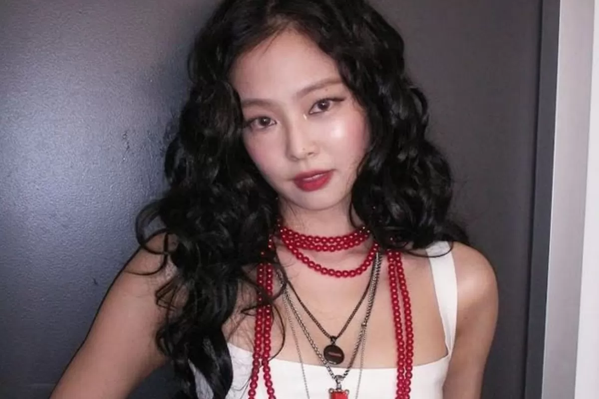 Jennie BLACKPINK Jadi Idol K-pop Pertama yang Jadi Penampil Utama di Festival Musik Besar di Eropa