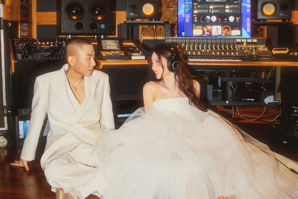 Yoon Bomi Apink dan Produser Rado Resmi Menikah