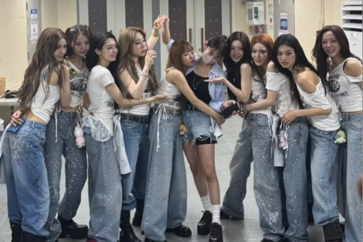 Kang Mina Hadir di Konser I.O.I '2026 IOI Concert Tour: LOOP in SEOUL'