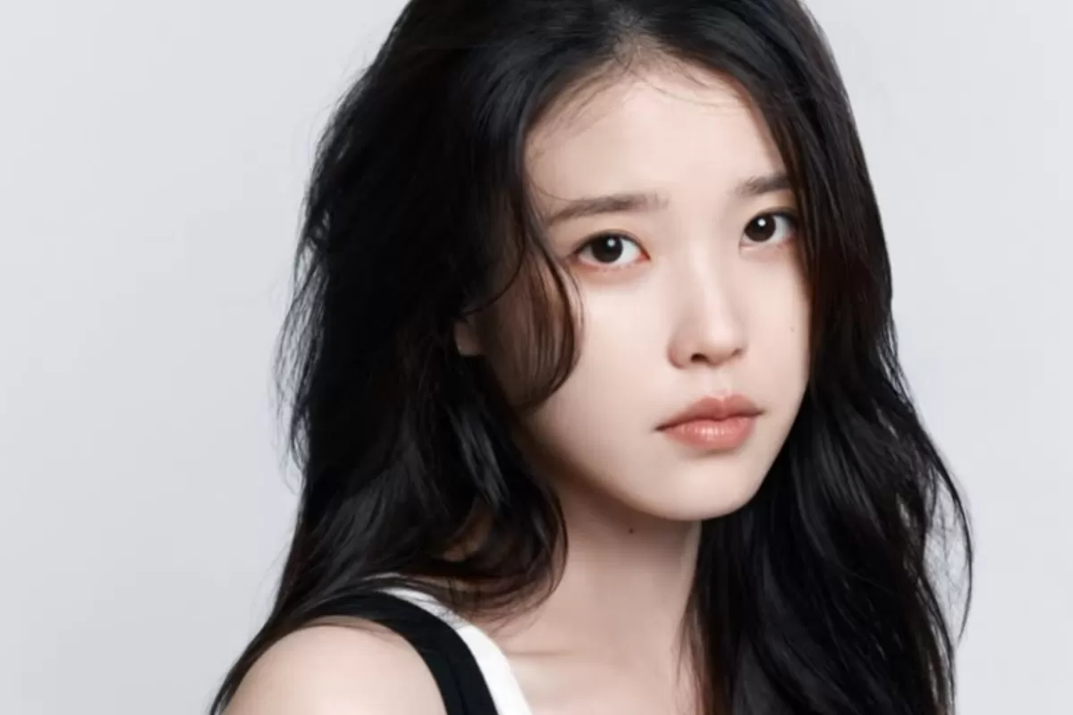 Karena Gejala Kondisi Telinga Memburuk, IU Tunda Konser dan Perilisan Album yang Sijadwalkan Pada Bulan September (EDAM Entertainment)