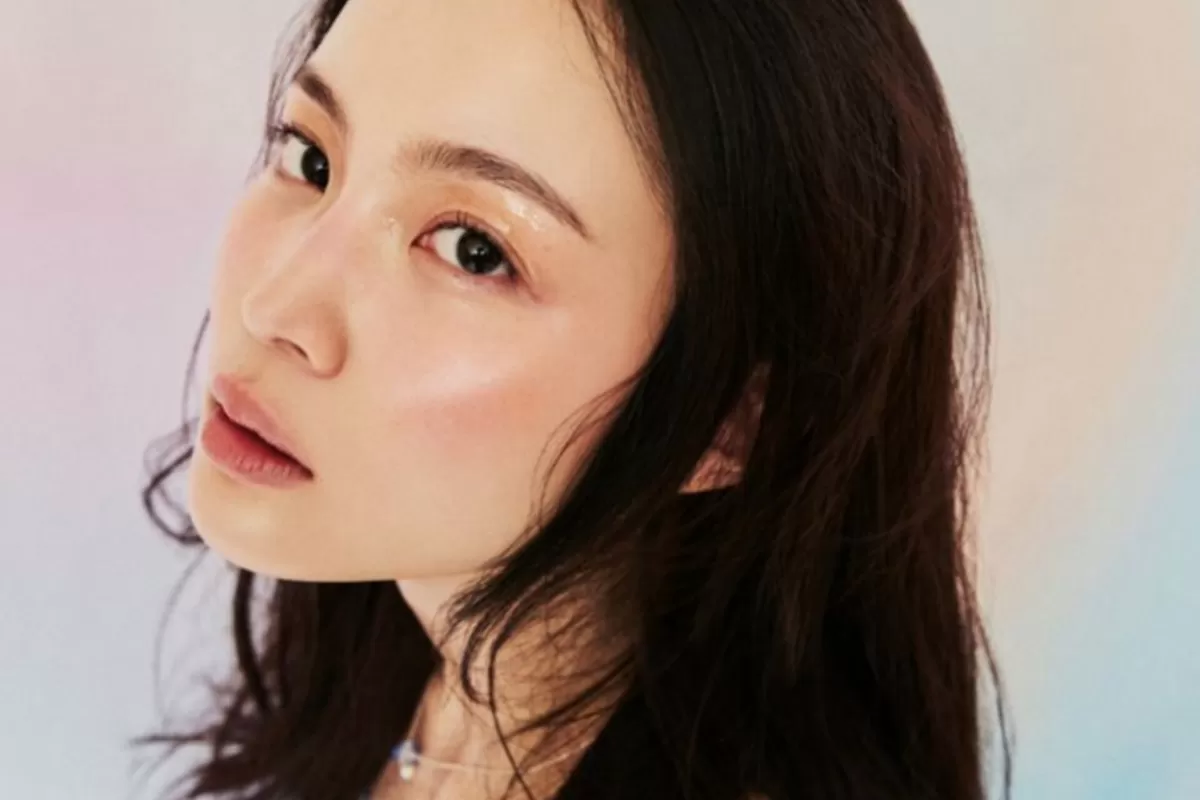 Lee Hi Batalkan Semua Jadwal Tur Dunia  'Lee Hi &amp; 808 HI RECORDINGS World Tour 2026'