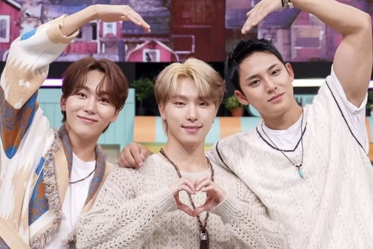 Mingyu, Seungkwan dan Dino SEVENTEEN Akan Memulai Wajib Militer (Pledis Entertainment)