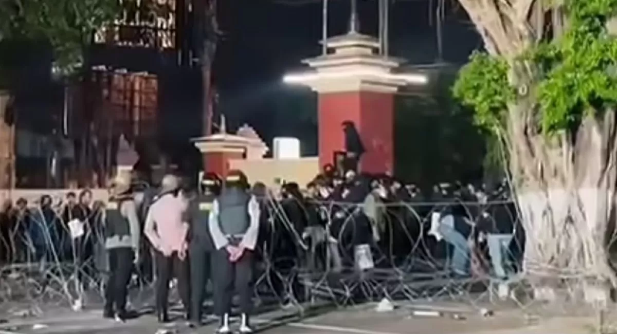 Kronologi dan jalannya aksi massa di depan Polda DIY.  (Instagram/poldajogja)
