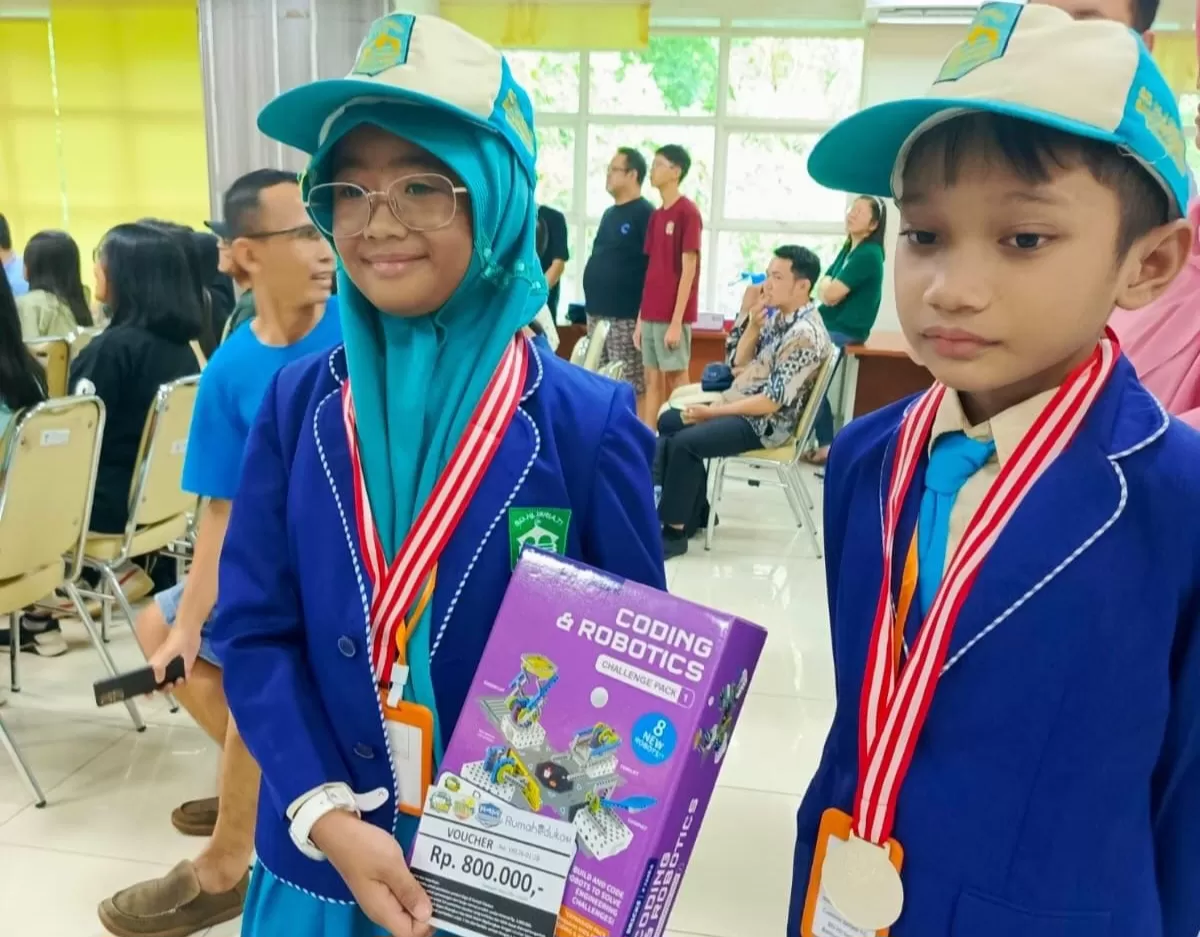 Tahani Ahla Raih Perak, Buktikan Generasi Muda Jateng Melek Teknologi