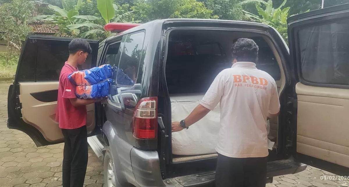 Pompa Air Bekerja, Logistik Mengalir untuk Warga Terdampak Banjir Pekalongan