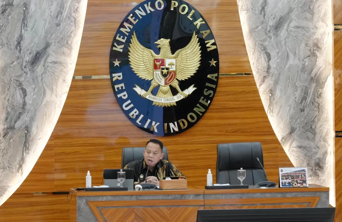 Kemenko Polkam Kawal Pembukaan Bertahap Bandara di Papua