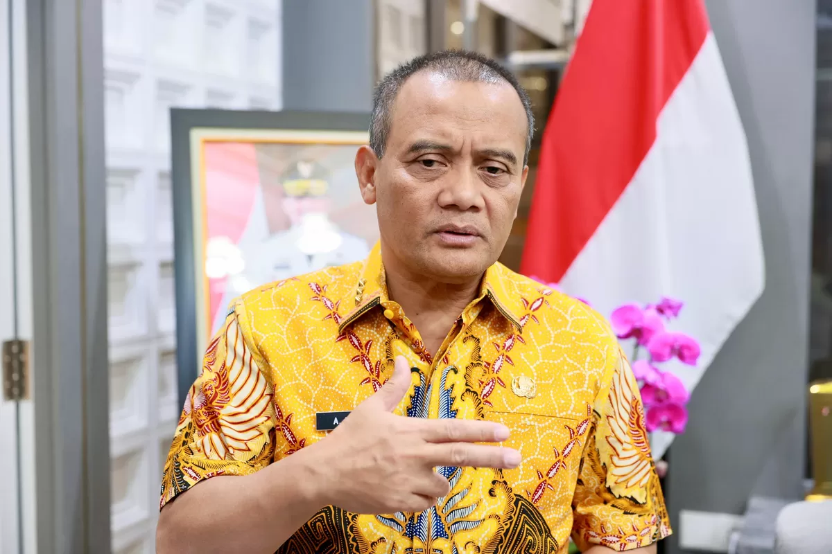 Gubernur Jateng Sampaikan Duka atas Berpulangnya Try Sutrisno