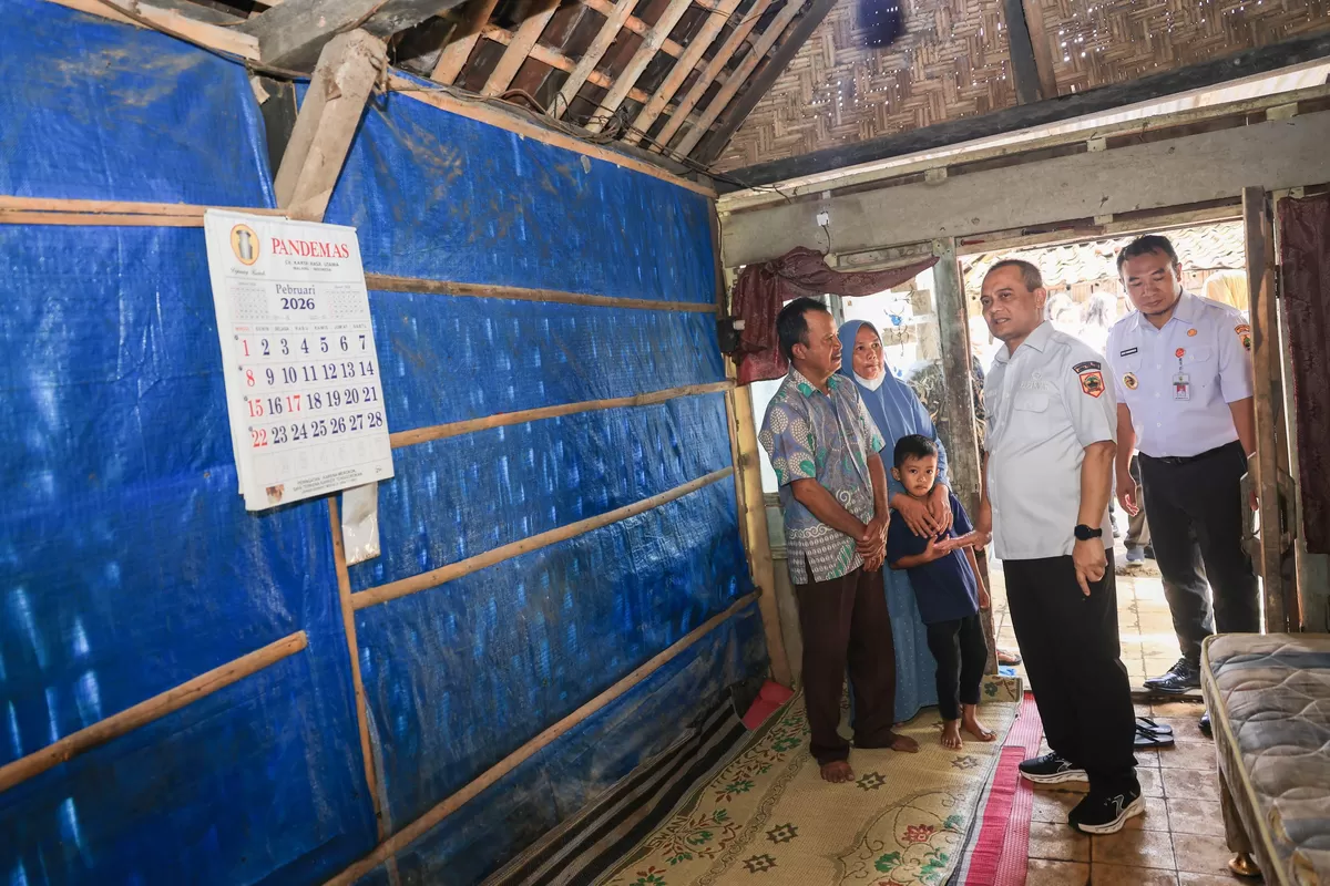Tangis Bahagia Sukri, Gubernur Ahmad Luthfi Bawa Harapan Baru lewat RTLH Jateng