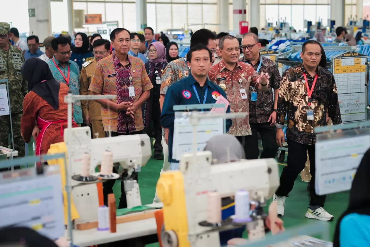 THR Wajib Cair Tepat Waktu, Gubernur Jateng Ingatkan 263 Ribu Perusahaan
