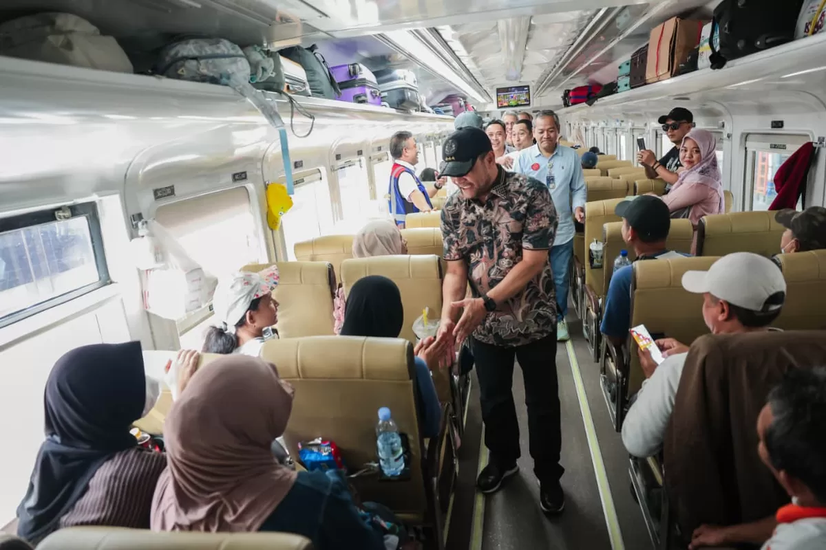 Arus Balik Gratis via KA, Pemprov Jateng Berangkatkan 320 Penumpang
