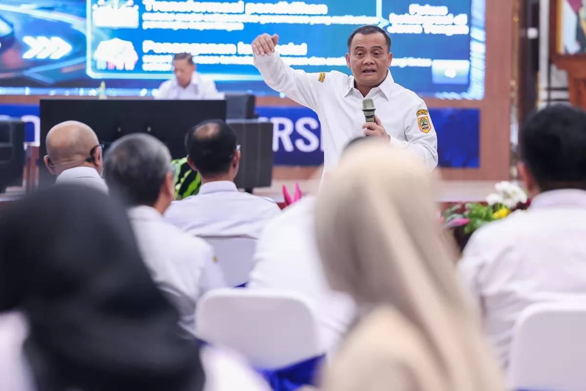 ASN Jateng Harus Bergerak Cepat, Luthfi Dorong Budaya Kerja Responsif