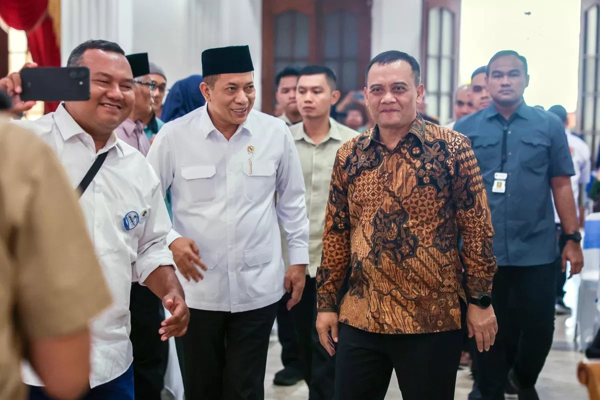 Menteri Ferry Apresiasi Jateng Terdepan Bangun Koperasi Desa Berbadan Hukum