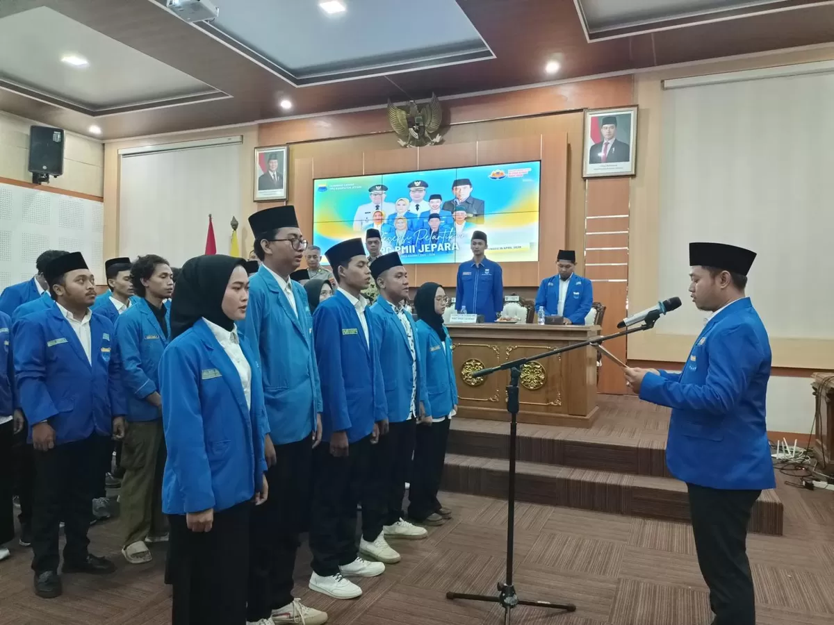 Pelantikan jajaran Pengurus PC PMII Jepara 2025-2026 di Gedung Shima, Minggu (19/4/2026). (Pantura Network/Marko Komar)