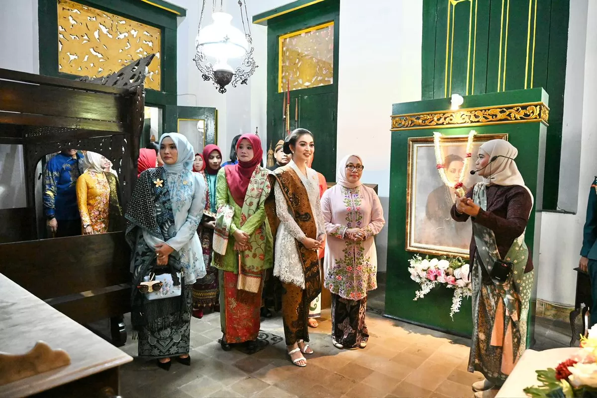 Dampingi Selvi Gibran, Nawal Yasin Gaungkan Semangat Kartini bagi Perempuan Indonesia Masa Kini