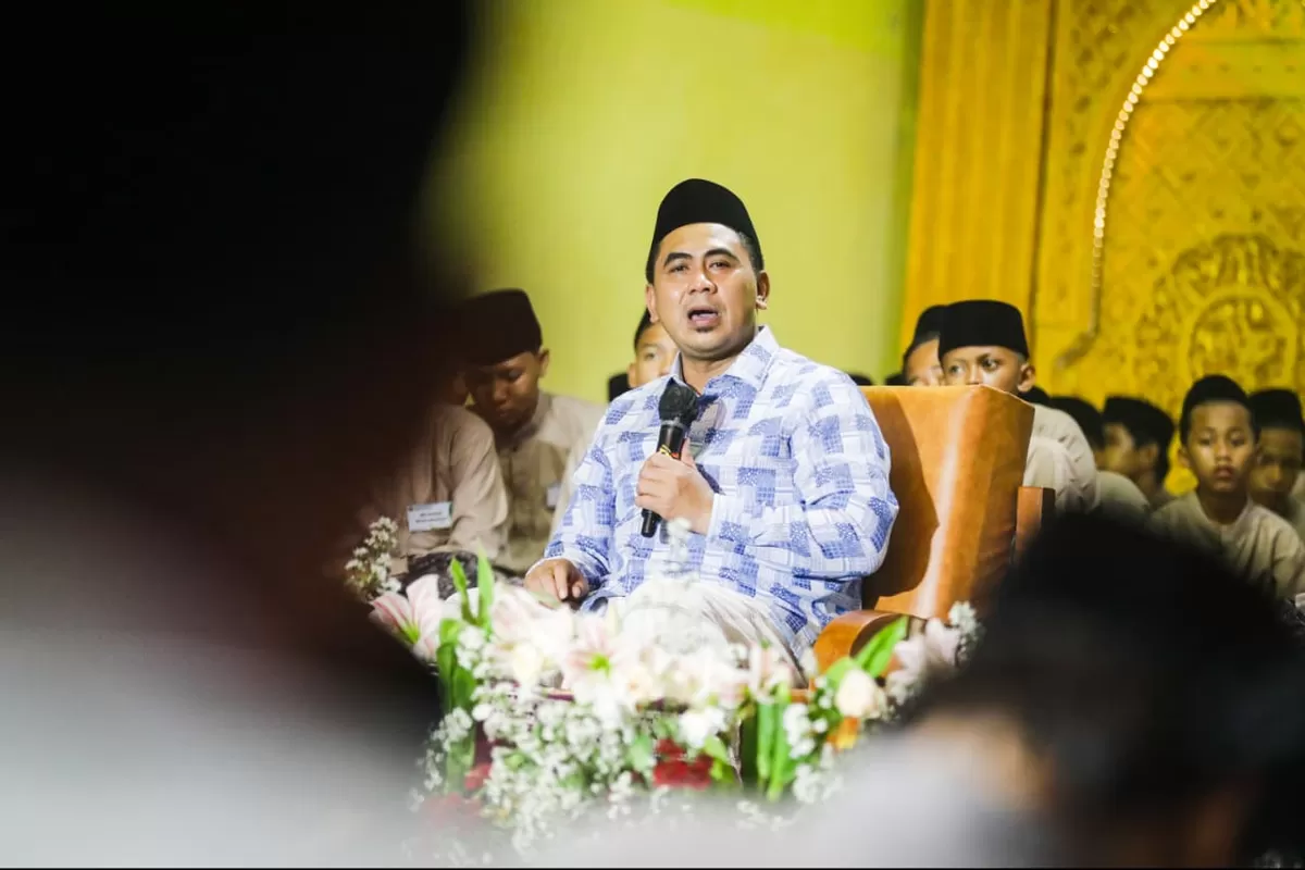 Serahkan Bisyarah di Demak, Gus Yasin Dorong Generasi Qurani Hadapi Tantangan Zaman