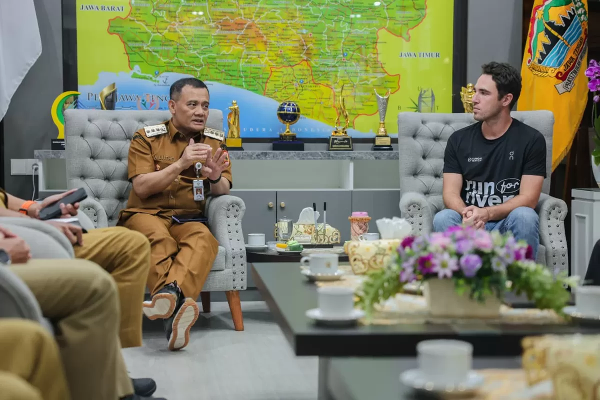 Luthfi Kolaborasi dengan Aktivis Prancis Perangi Sampah Sungai di Wilayah Jawa Tengah