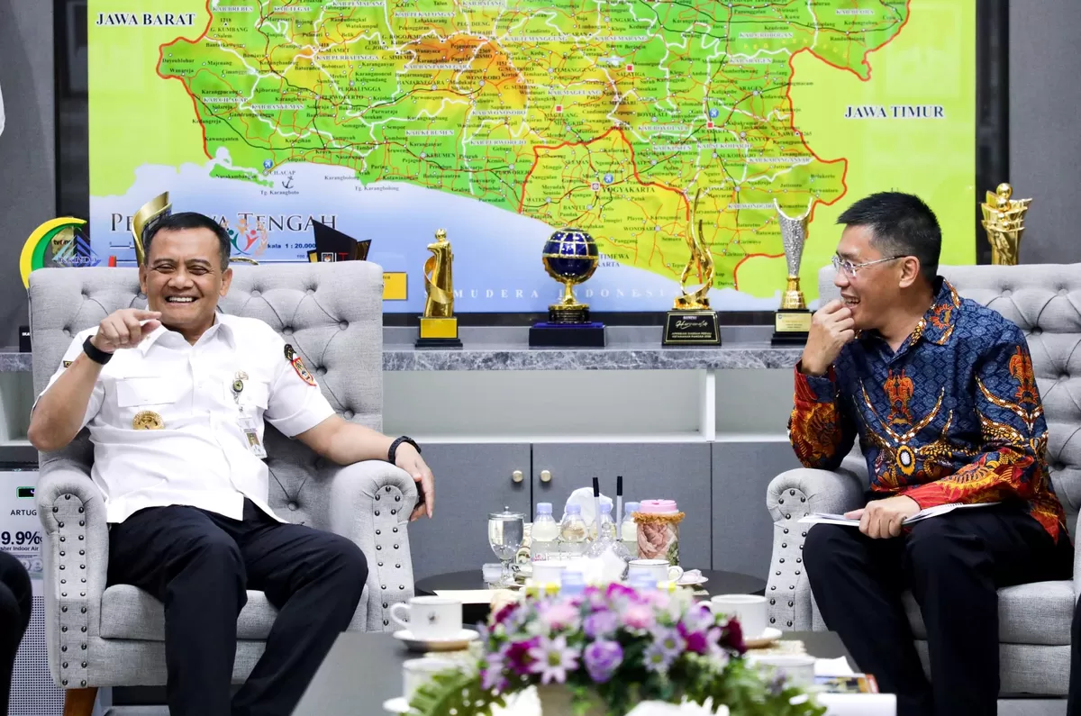 Langkah Demi Langkah ke Borobudur, Biksu Lintas Negara Bawa Misi Damai
