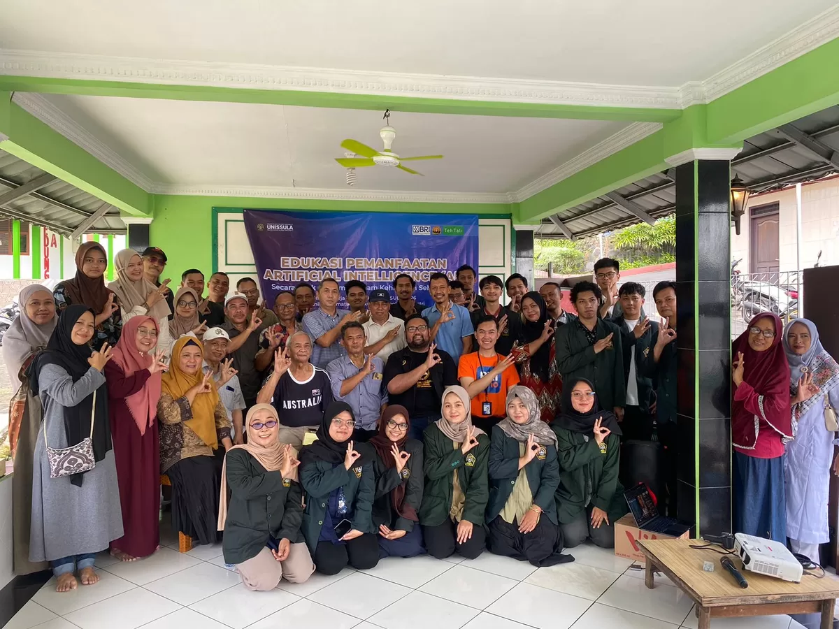 BRI KC Semarang Brigjen Sudiarto Dukung Kegiatan KKN FTI Unissula Bertema Edukasi Pemanfaatan AI di Kelurahan Tambakaji