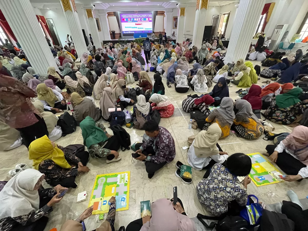 Coding dan Robotik Dikenalkan ke Guru PAUD Jateng, Nawal Yasin Dorong Pendidikan Teknologi Sejak Dini