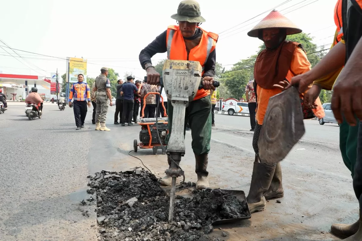 Keluhan Warga Terjawab, Jalan Rusak Parah di Sragen Segera Dibangun Ulang