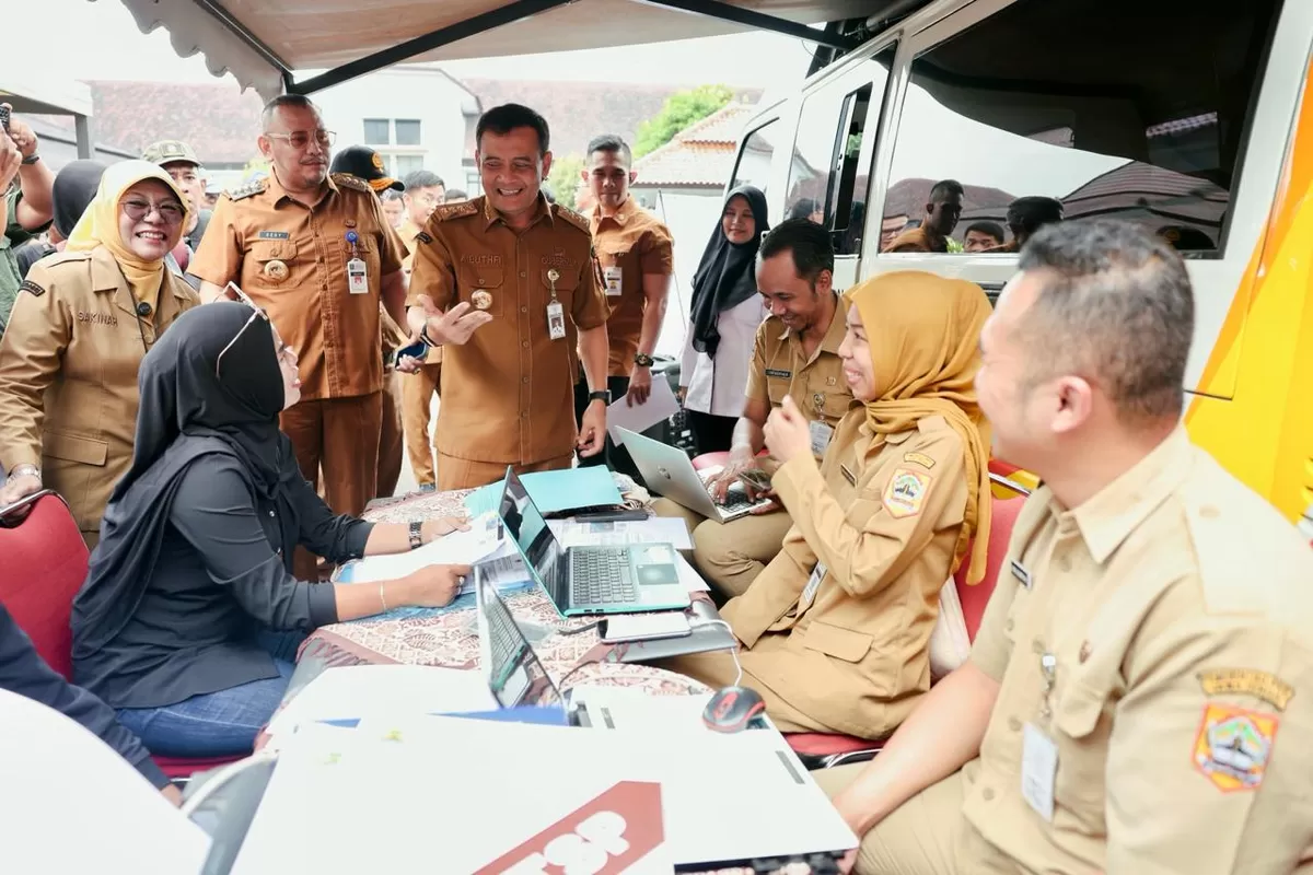 Luthfi Gratiskan Seluruh Perizinan Nelayan, Warga Diminta Awasi Praktik Pungli