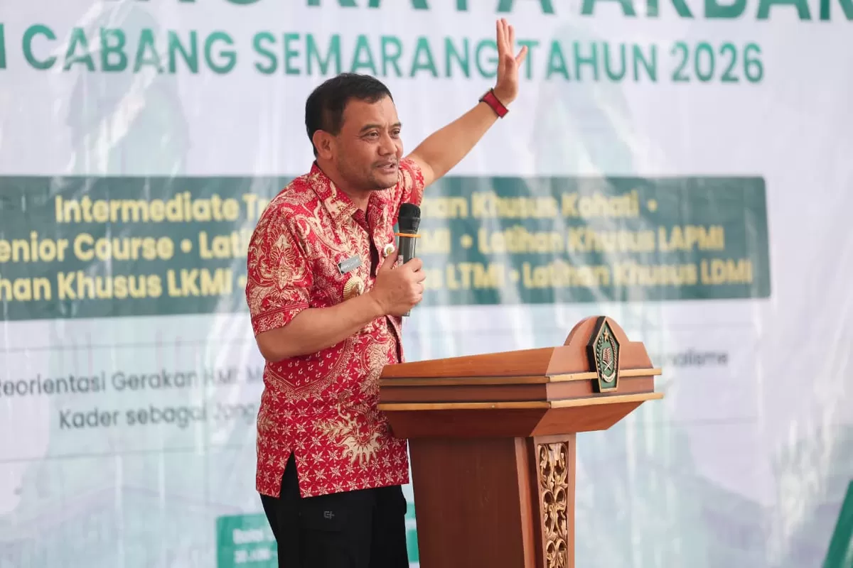 Gubernur Ahmad Luthfi Nilai Kritik Mahasiswa Penting untuk Kemajuan Daerah