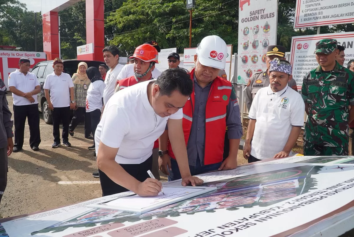 Bupati Jepara, Witiarso Utomo meresmikan Sekolah Rakyat, Rabu (8/7/2026). (Istimewa for Pantura Network)