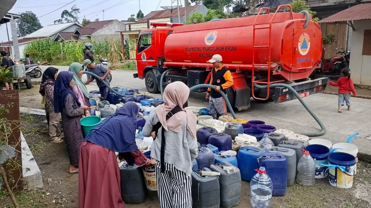 81 Ribu Warga Terdampak Kekeringan, Jateng Guyur 3,2 Juta Liter Air Bersih