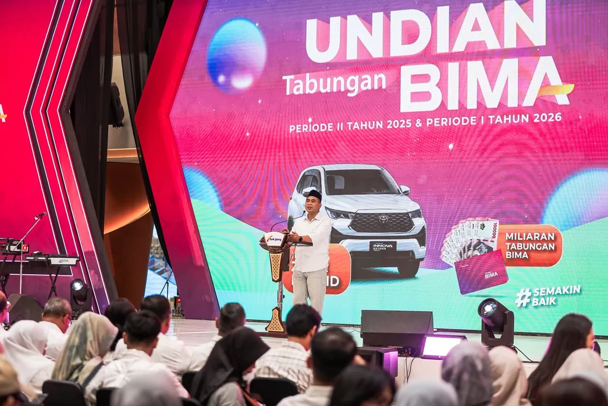 Wagub Taj Yasin Hadiri Undian Tabungan Bima, Dua Nasabah Boyong Innova Zenix Hybrid