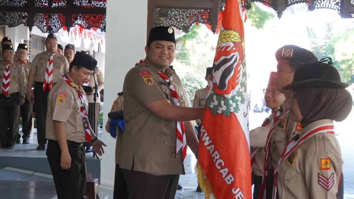 Wakil Bupati Jepara, Ibnu Hajar saat melepas kontingen Jepara ke Jambore Nasional 2026, Selasa (11/8/2026). (Istimewa for Pantura Network)
