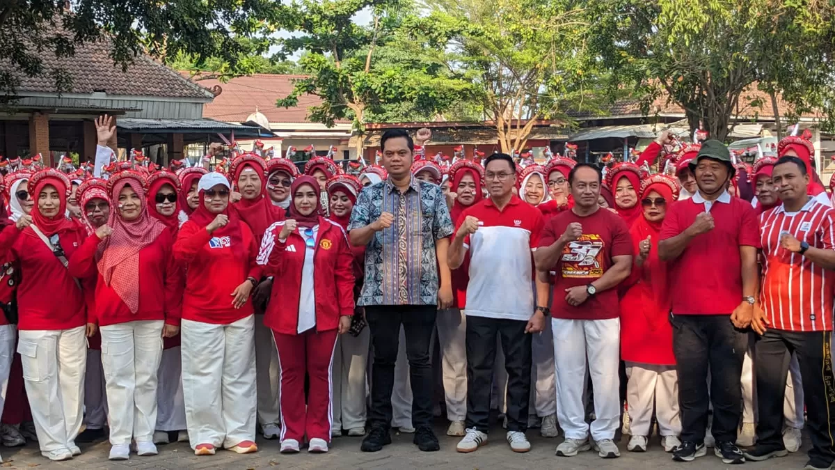 Bupati Jepara Witiarso Utomo bersama jajaran anggota PKK Jepara, Selasa (11/8/2026). (Istimewa for Pantura Network)