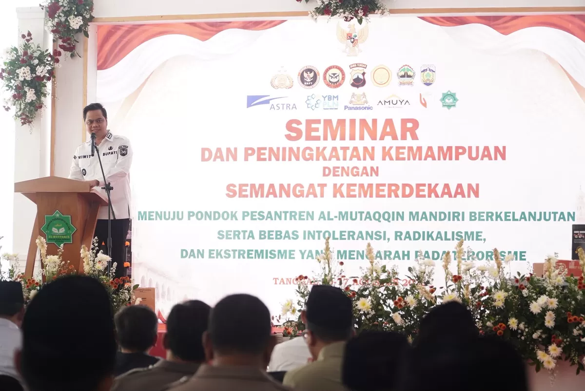 Bupati Jepara Witiarso Utomo memberikan sambutan seminar anti radikalisme  (Istimewa for Pantura Network )