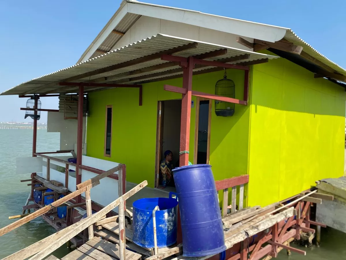 Harapan di Tengah Rob, Ngadiyanto Akhirnya Punya Rumah Apung dari Pemprov Jateng