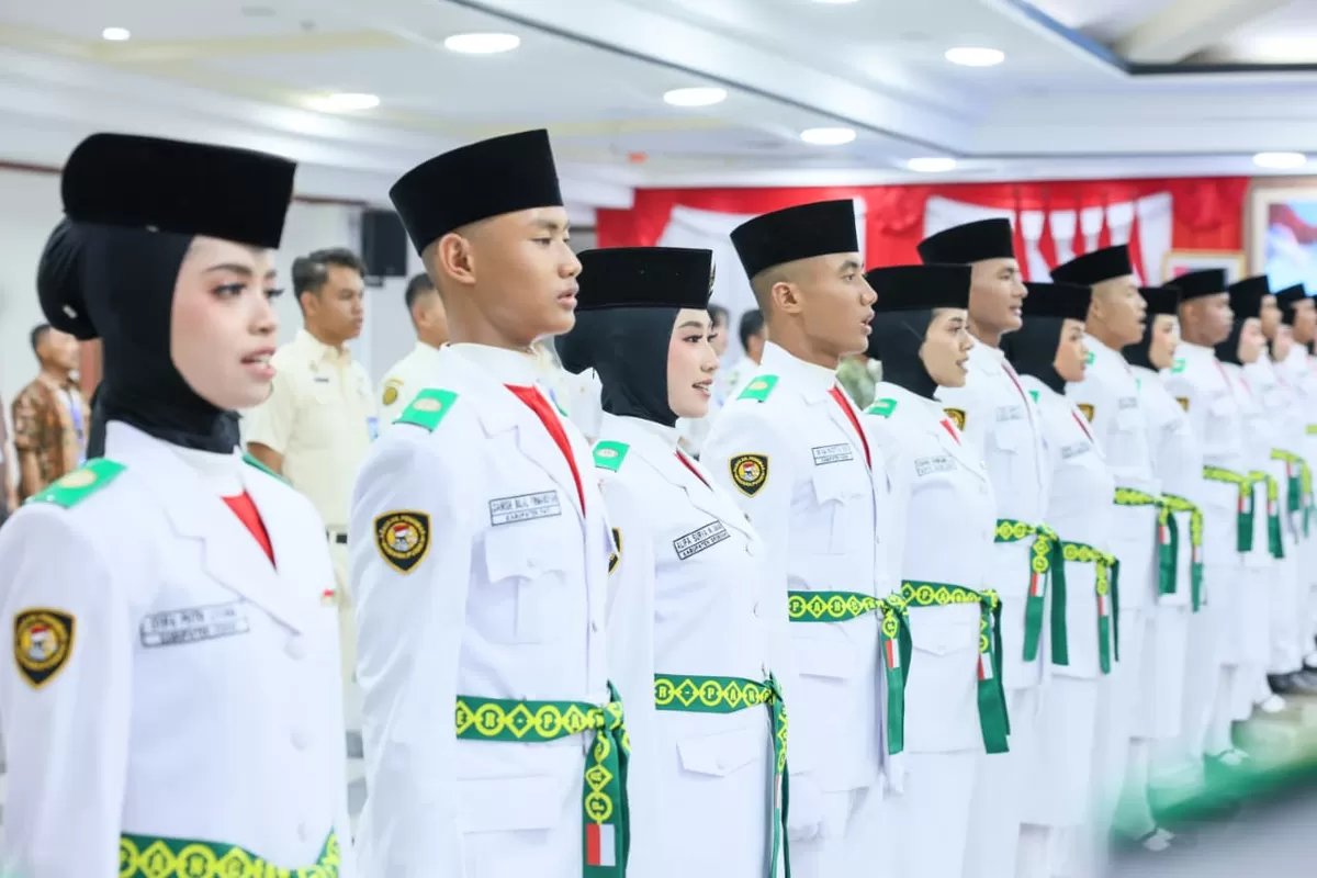 Kukuhkan 45 Paskibraka Jateng, Taj Yasin Titip Integritas dan Pengabdian