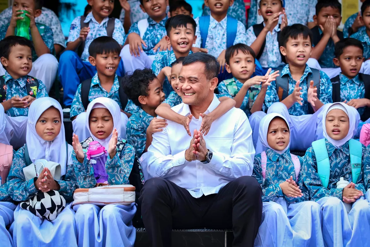 81 Tahun Jateng: Dari Sekolah Gratis hingga Beasiswa, Harapan Terus Dibuka